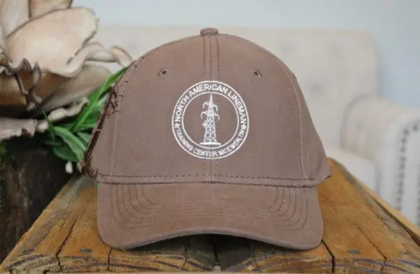 Hat 2 lineman